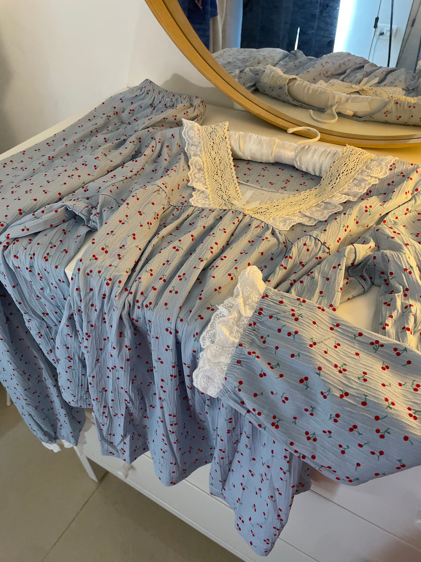 Cloud Blue Cherry Set